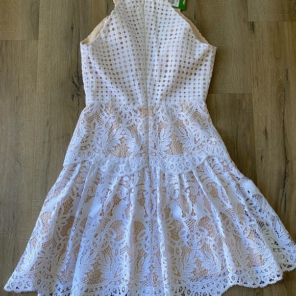 BRAND NEW LILLY PULITZER WHITE DRESS. Size 0 Absolutely Beautiful! - Picture 6 of 7